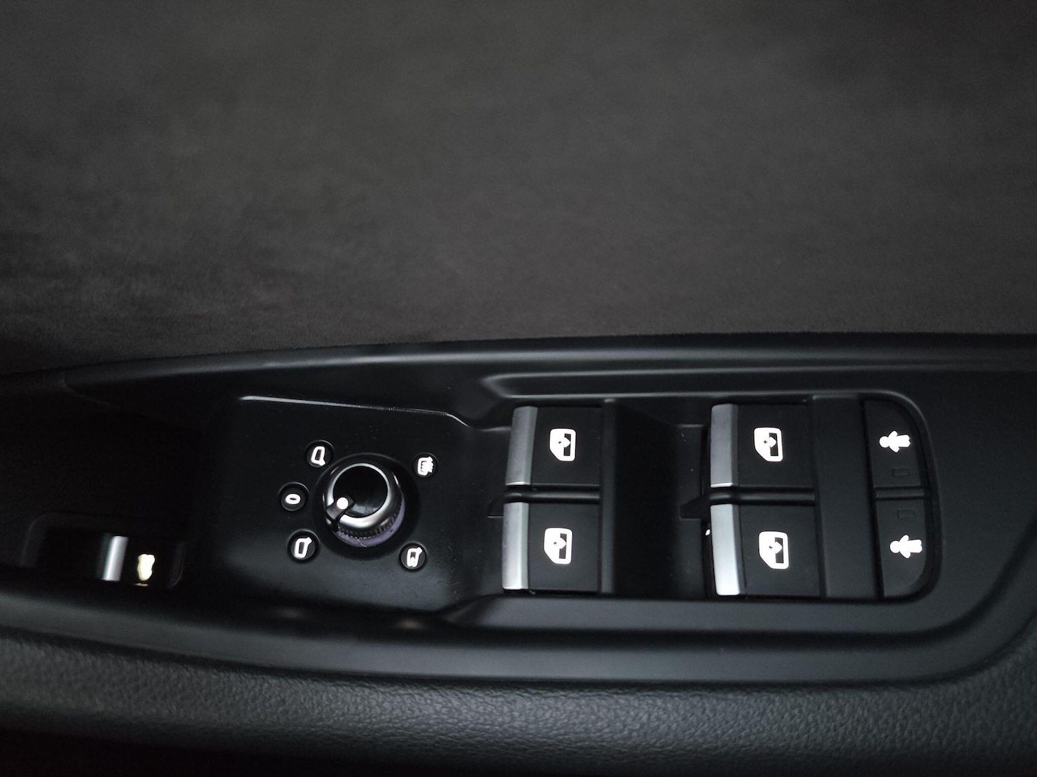 Used Audi A4 2018 for sale - 76608007: Photo 15