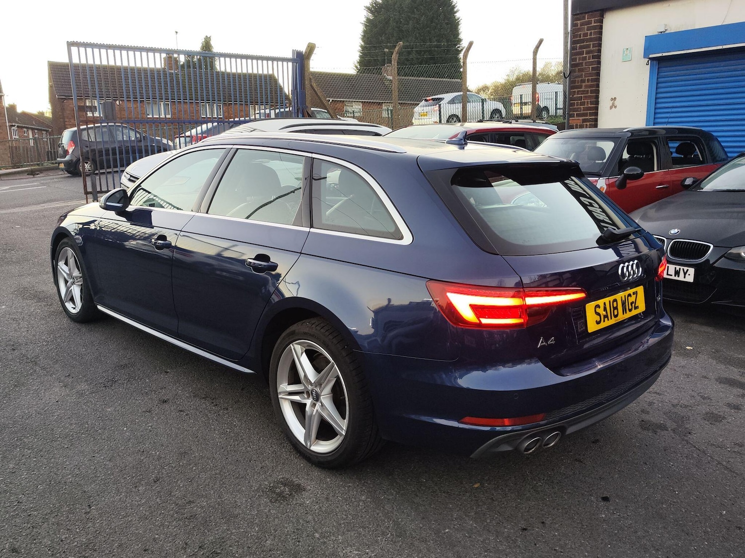 Used Audi A4 2018 for sale - 76608007: Photo 3