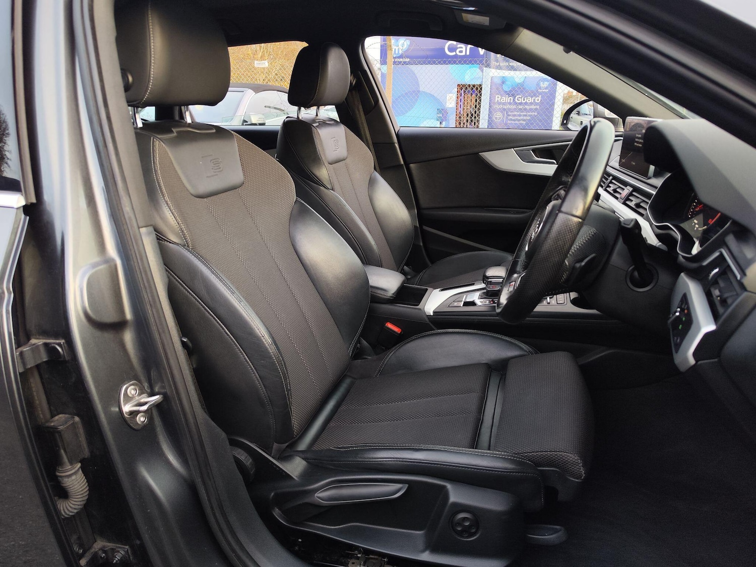 Used Audi A4 2016 for sale - 76485643: Photo 10