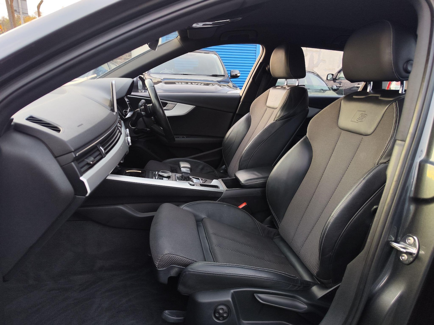 Used Audi A4 2016 for sale - 76485643: Photo 12