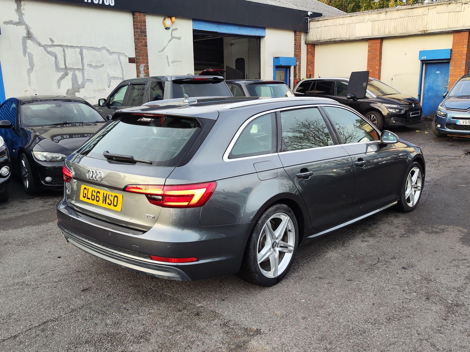 Used Audi A4 2016 for sale - 76485643: Photo 8