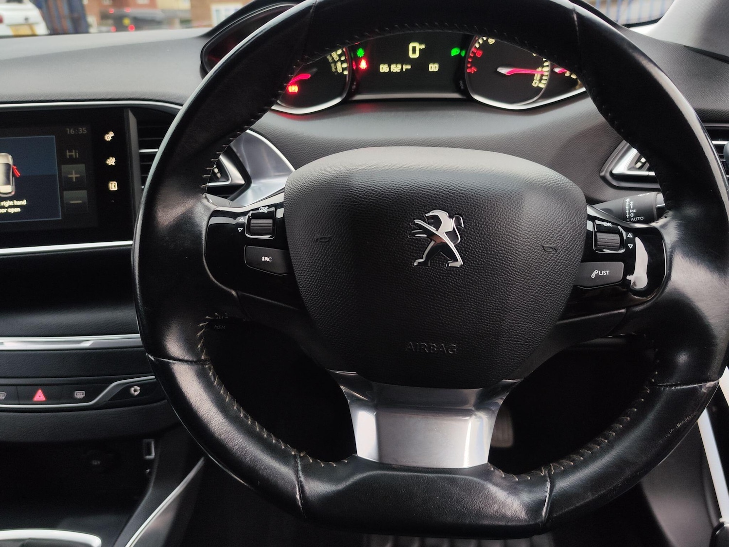 Used Peugeot 308 2017 for sale - 77016257: Photo 22