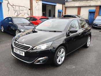 Used Peugeot 308 2017 for sale - 77016257: Photo