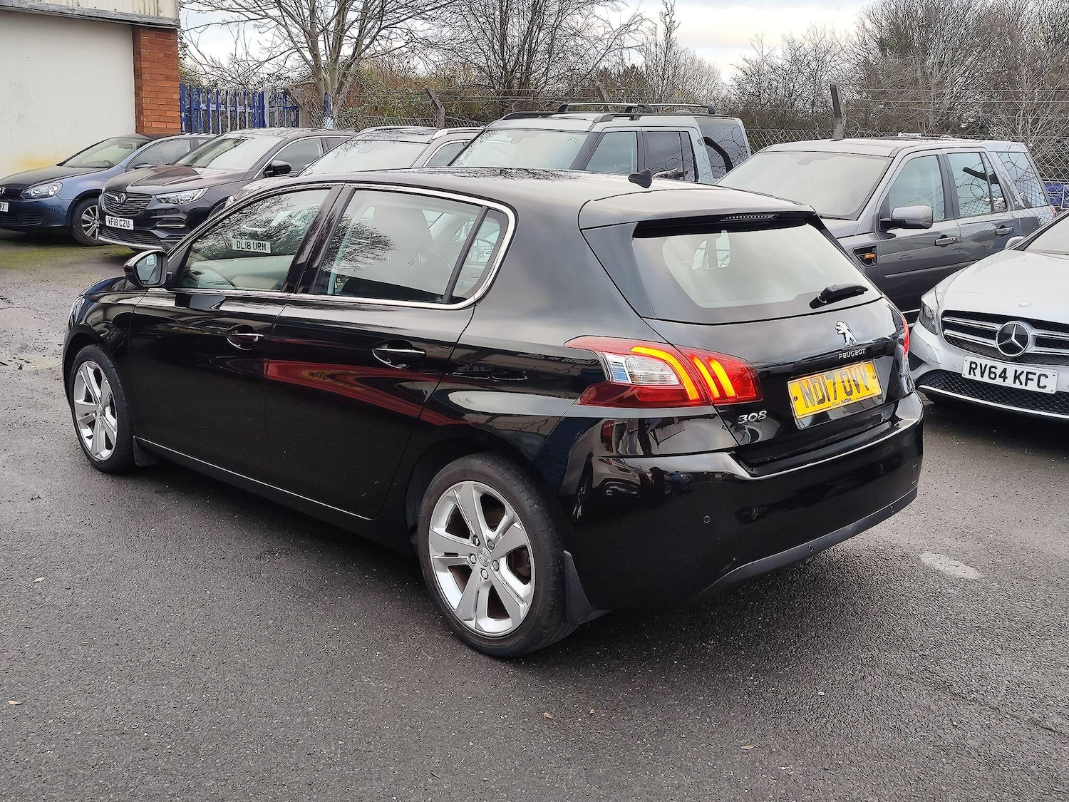 Used Peugeot 308 2017 for sale - 77016257: Photo 9
