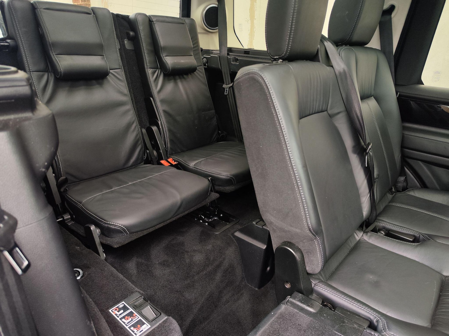 Used Land Rover Discovery 2016 for sale - 77016905: Photo 14