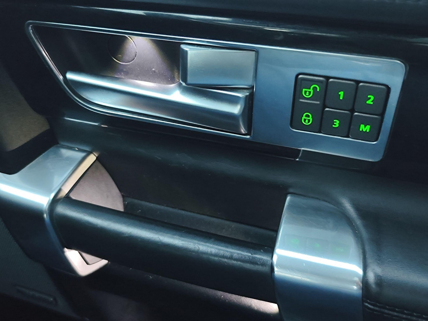 Used Land Rover Discovery 2016 for sale - 77016905: Photo 31