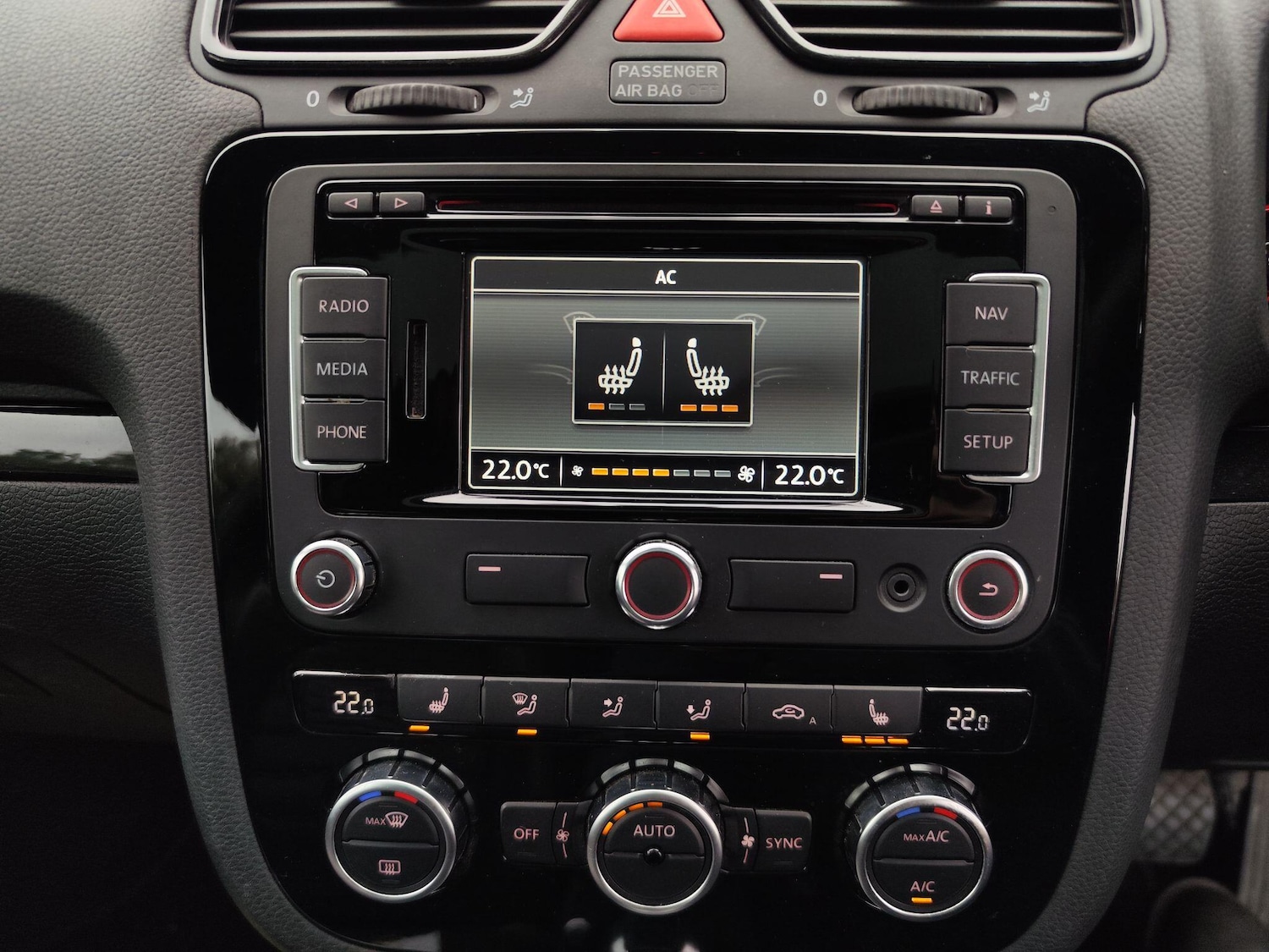 Used Volkswagen Scirocco 2014 for sale - 76315215: Photo 19