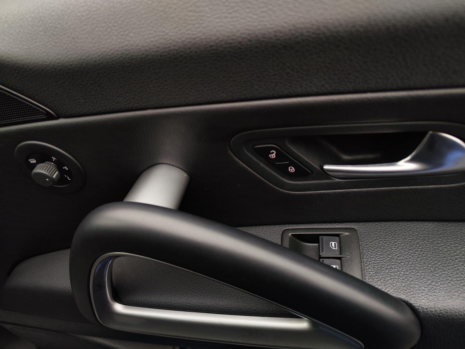 Used Volkswagen Scirocco 2014 for sale - 76315215: Photo 22