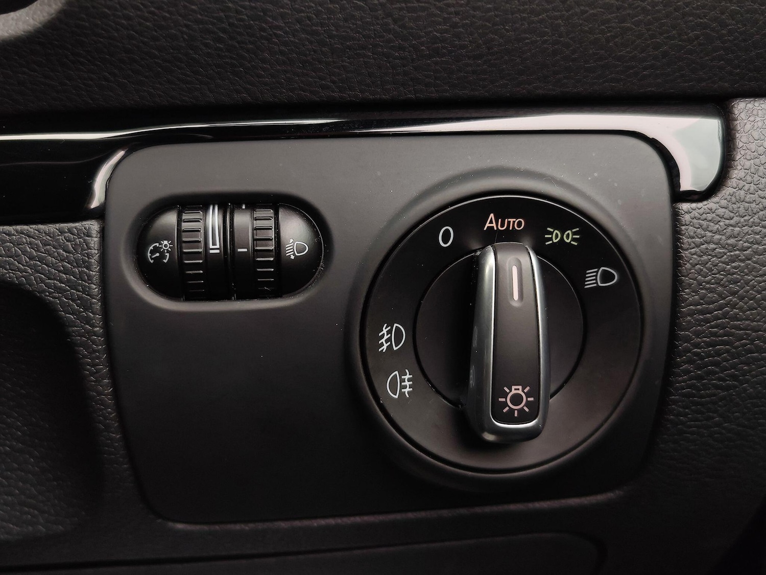 Used Volkswagen Scirocco 2014 for sale - 76315215: Photo 23