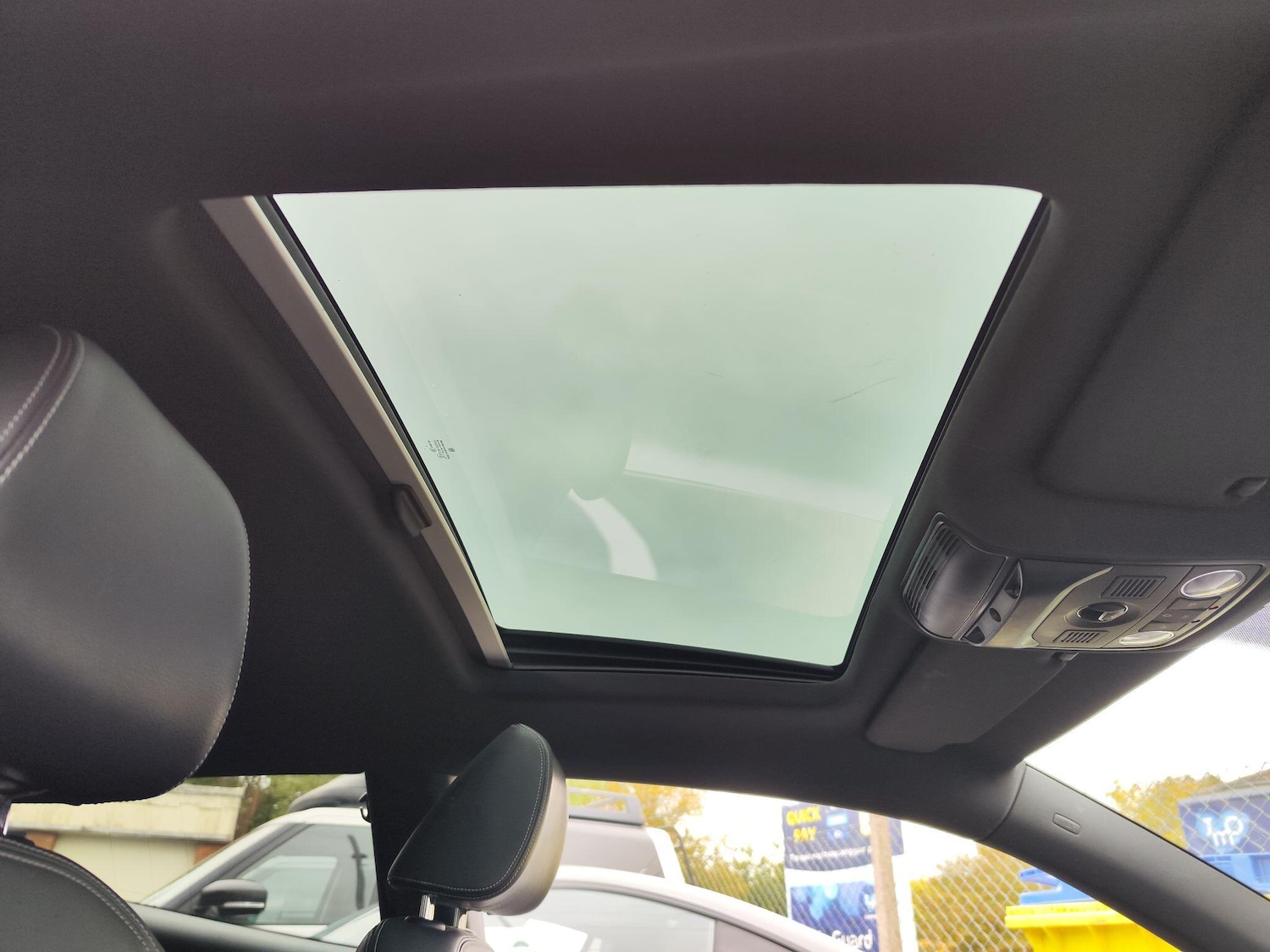 Used Volkswagen Scirocco 2014 for sale - 76315215: Photo 5