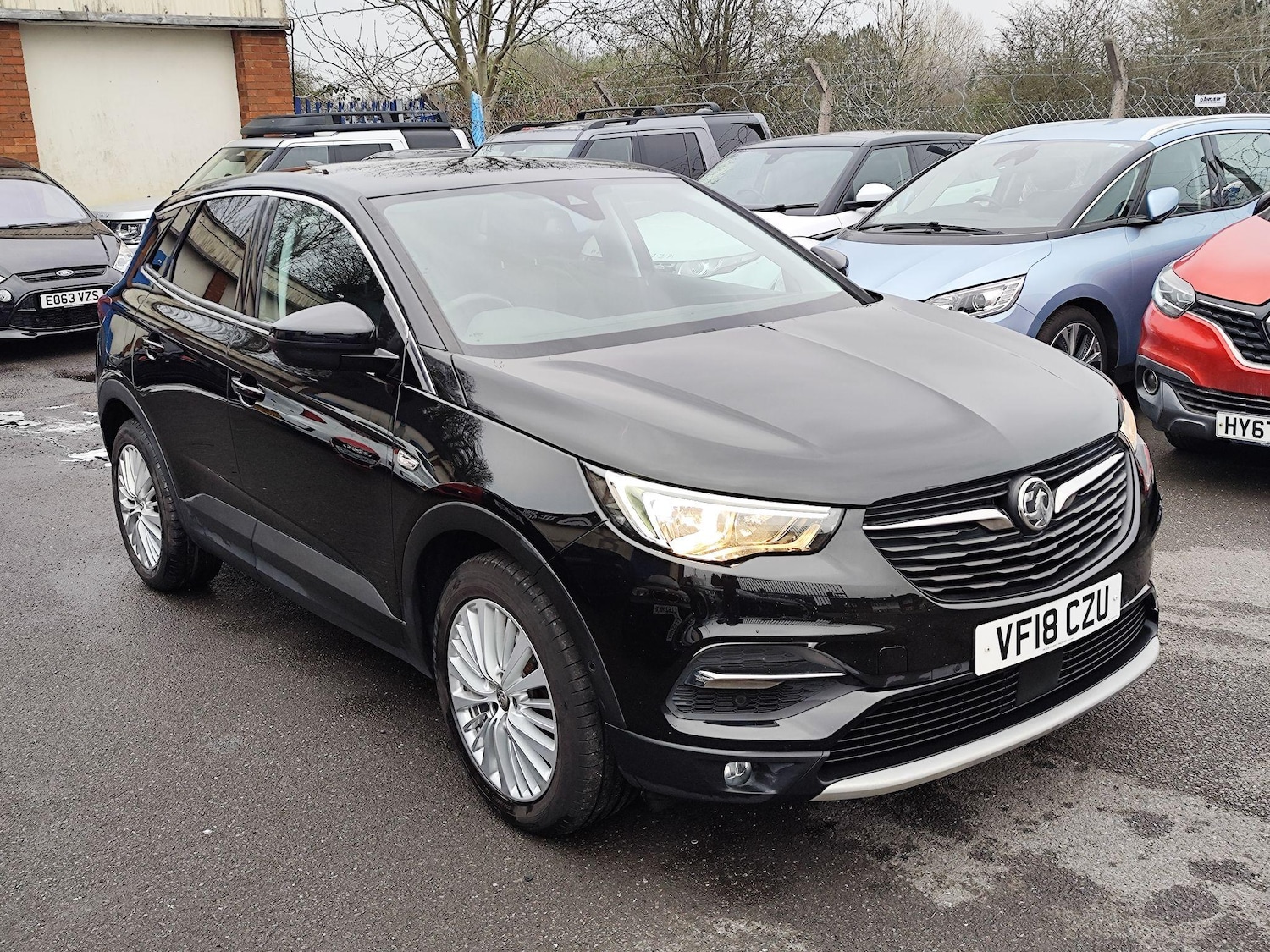 Used Vauxhall Grandland X 2018 for sale - 76227085: Photo 2
