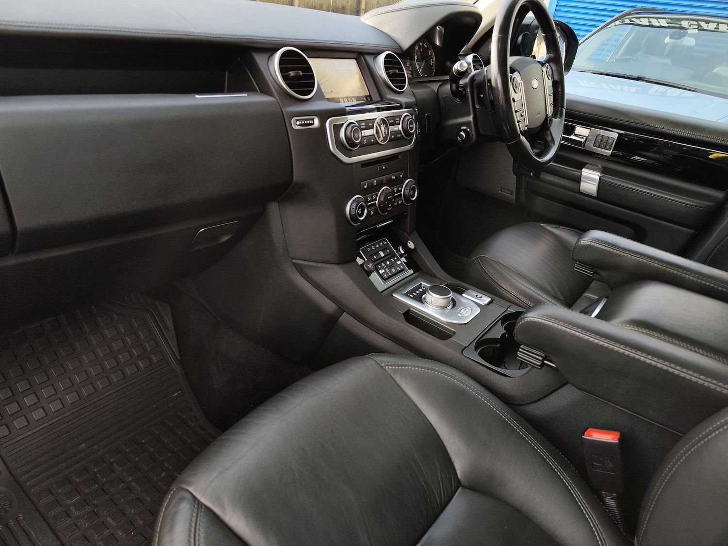 Used Land Rover Discovery 2016 for sale - 77237682: Photo 13