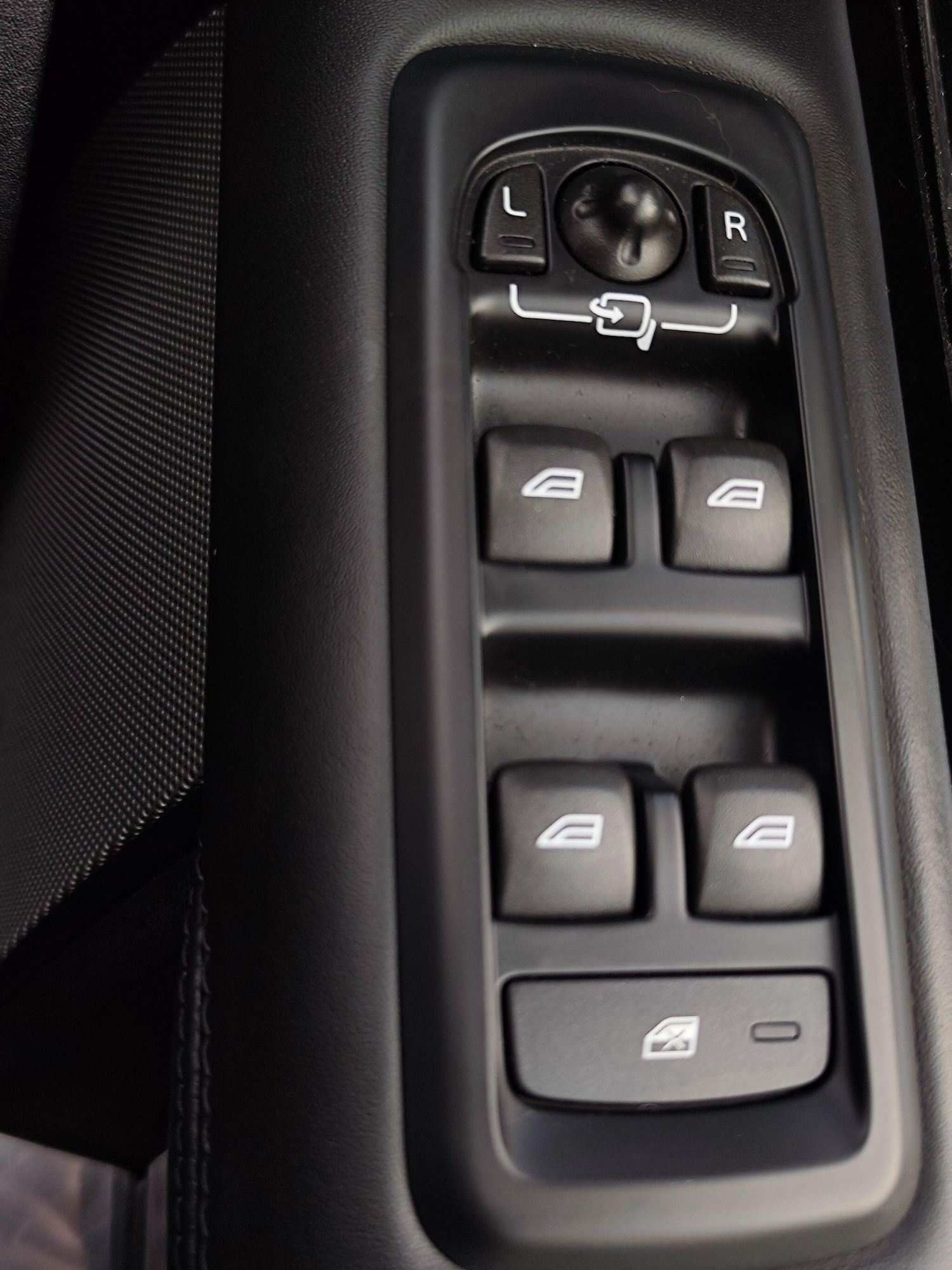 Used Land Rover Discovery 2016 for sale - 77237682: Photo 21