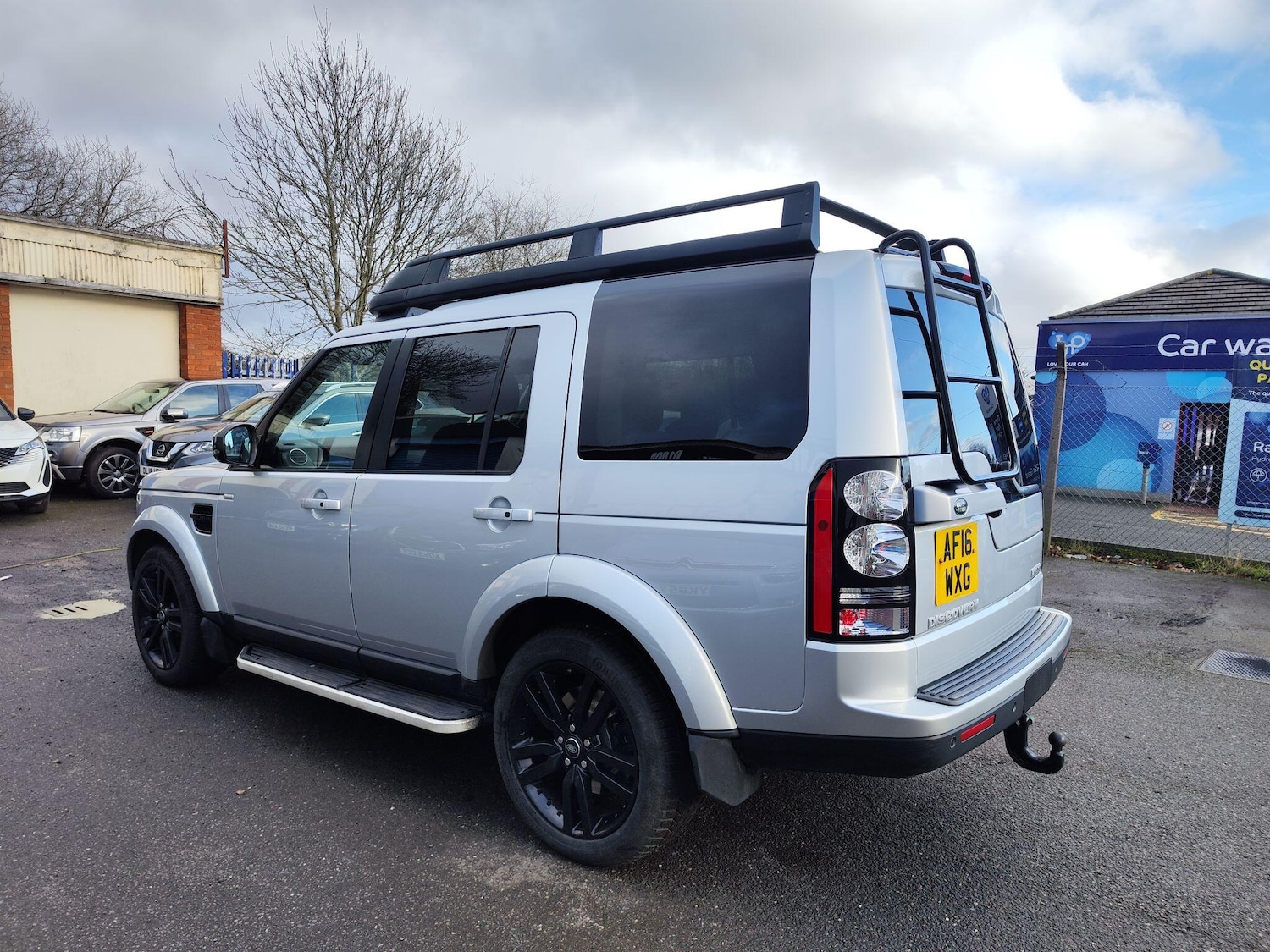 Used Land Rover Discovery 2016 for sale - 77237682: Photo 3