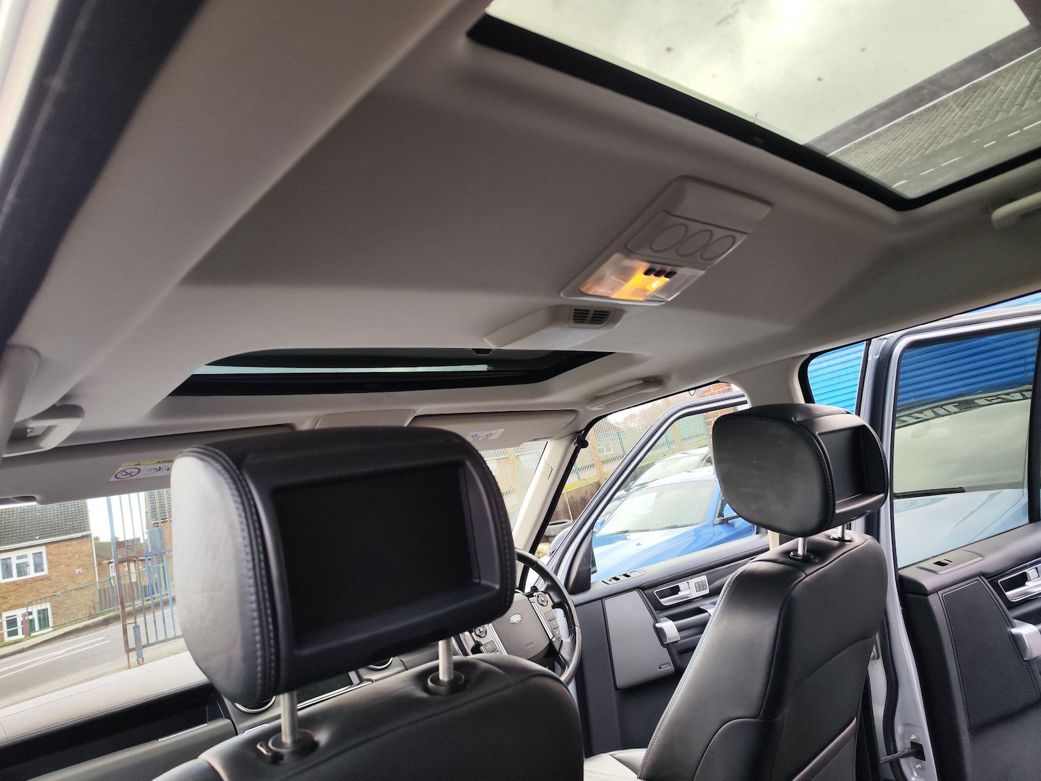 Used Land Rover Discovery 2016 for sale - 77237682: Photo 38