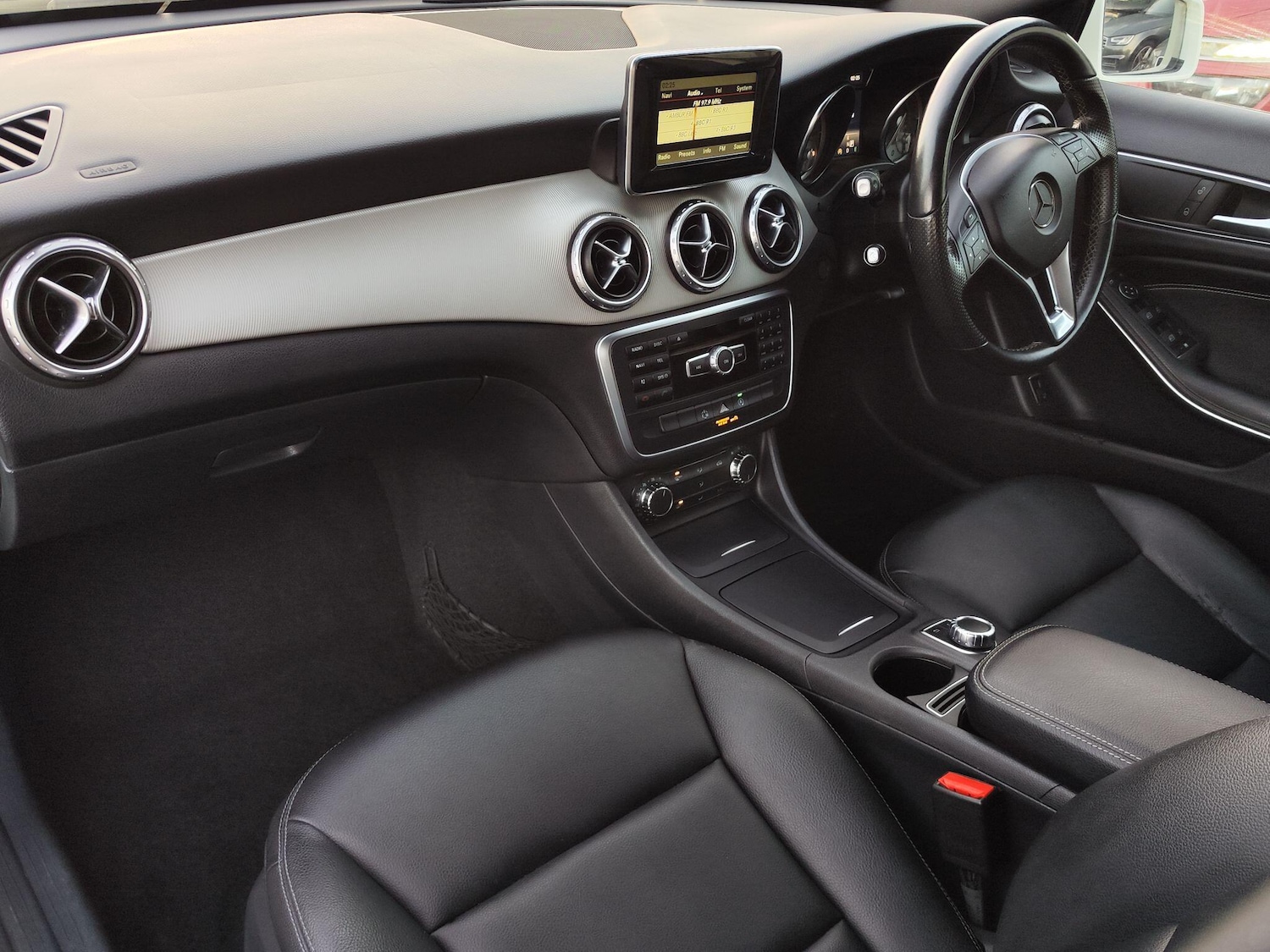 Used Mercedes-Benz GLA 2015 for sale - 76997604: Photo 12