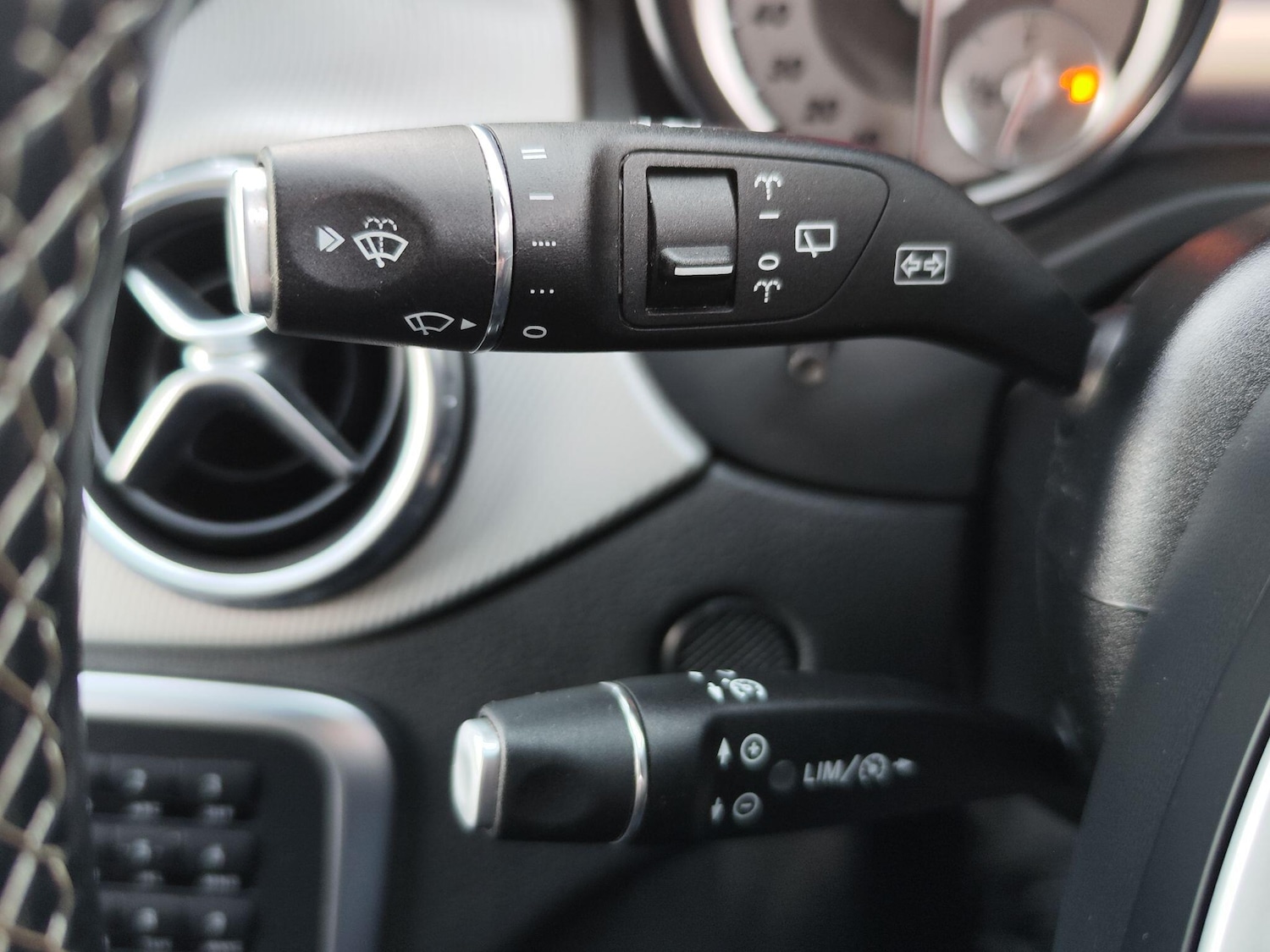 Used Mercedes-Benz GLA 2015 for sale - 76997604: Photo 20