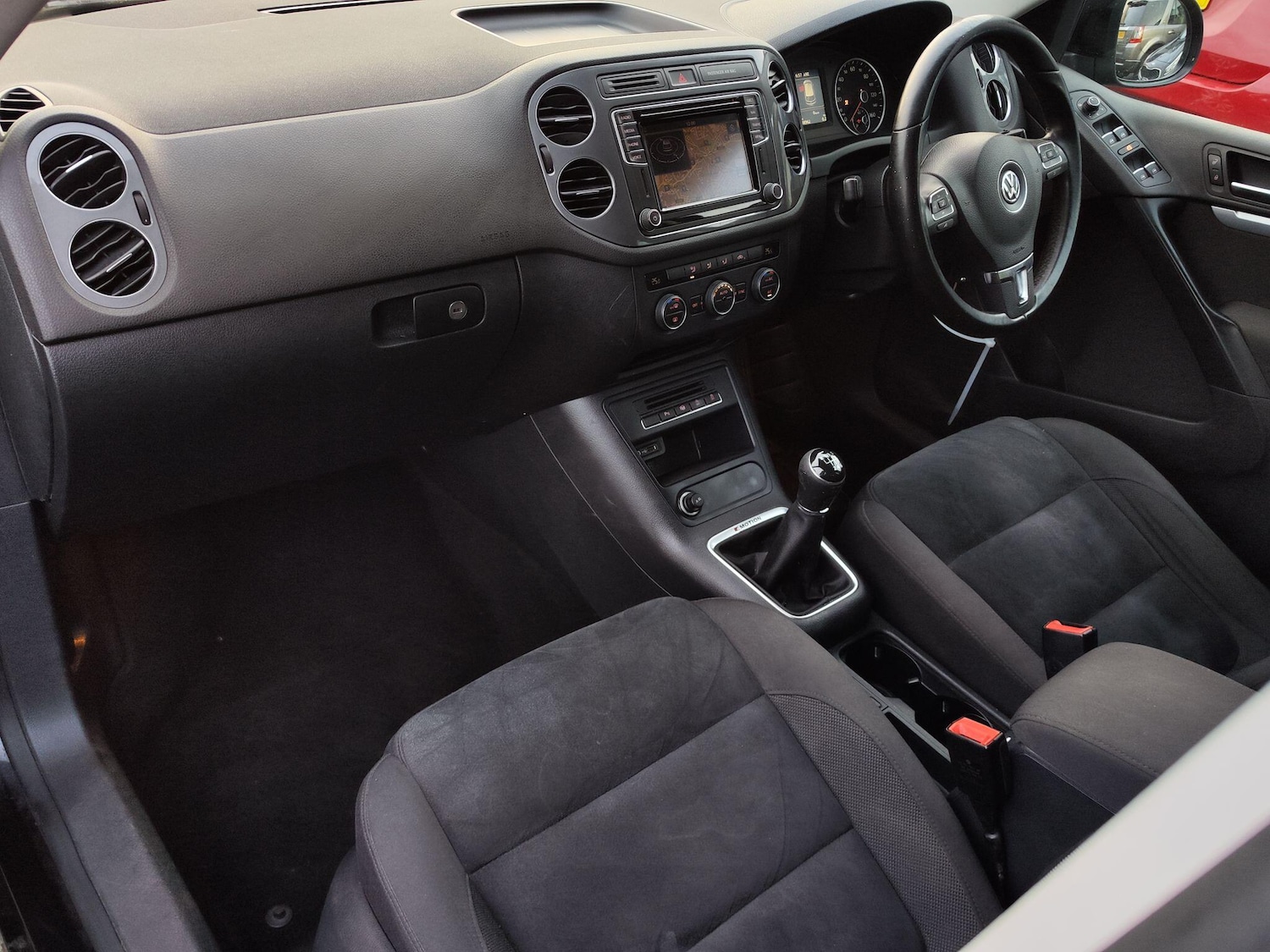 Used Volkswagen Tiguan 2015 for sale - 77237543: Photo 5