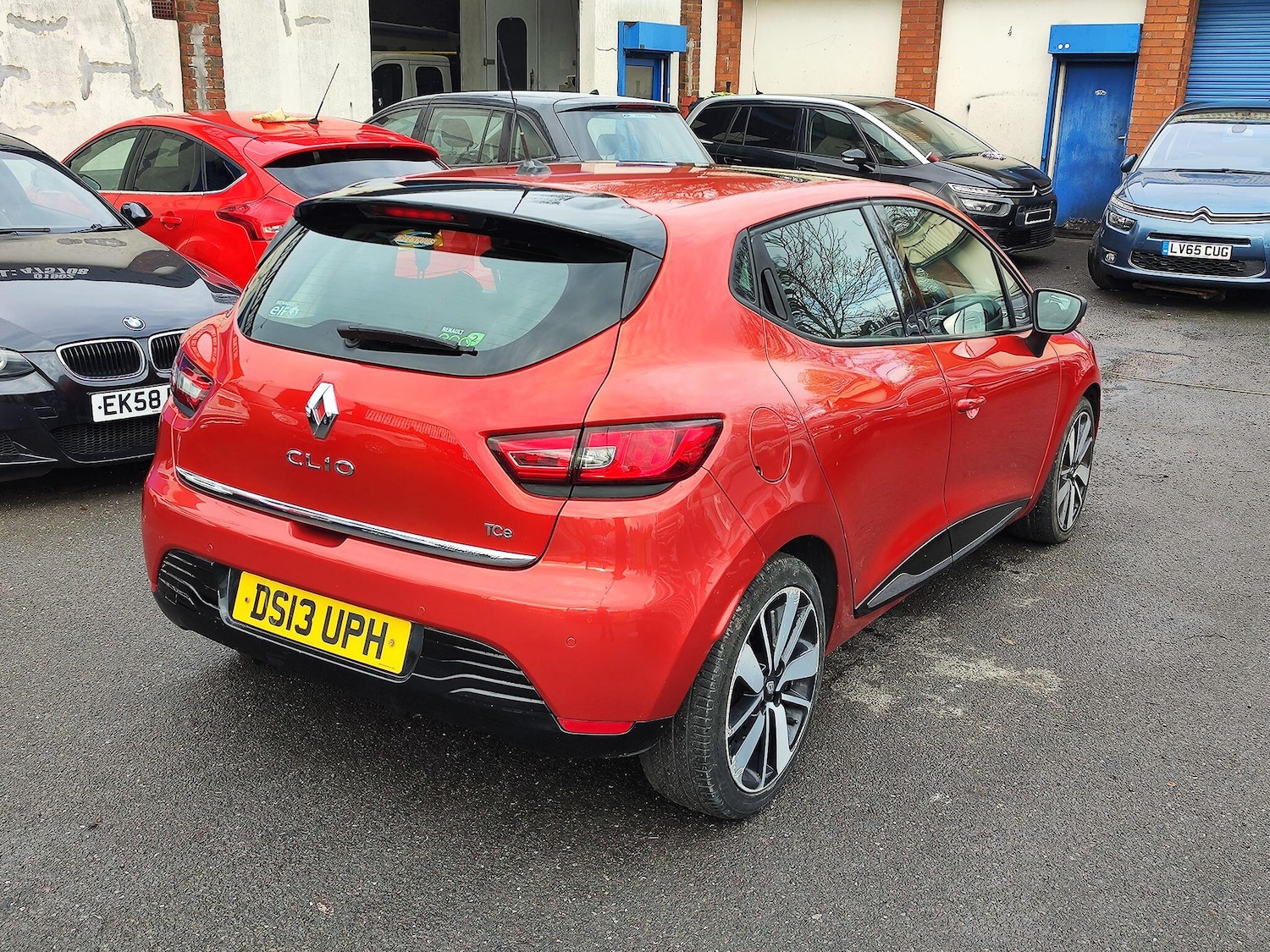 Used Renault Clio 2013 for sale - 76899024: Photo 12