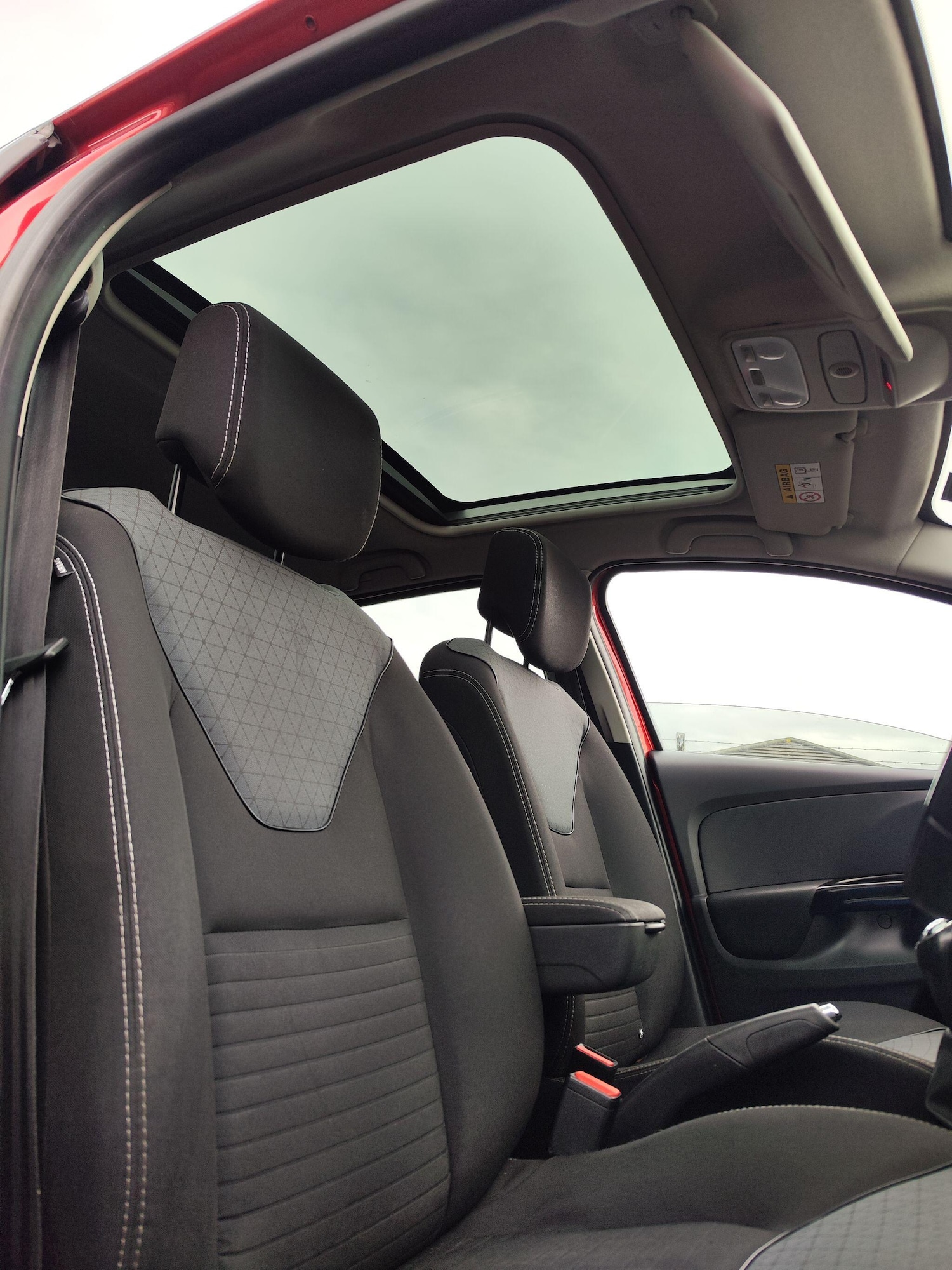 Used Renault Clio 2013 for sale - 76899024: Photo 14