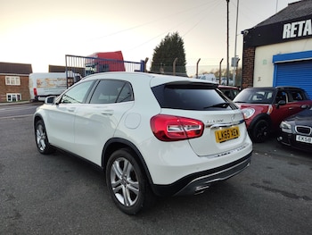 Used Mercedes-Benz GLA 2015 for sale - 76608111: Photo