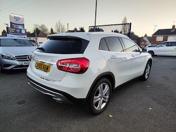 Used Mercedes-Benz GLA 2015 for sale - 76608111: Photo