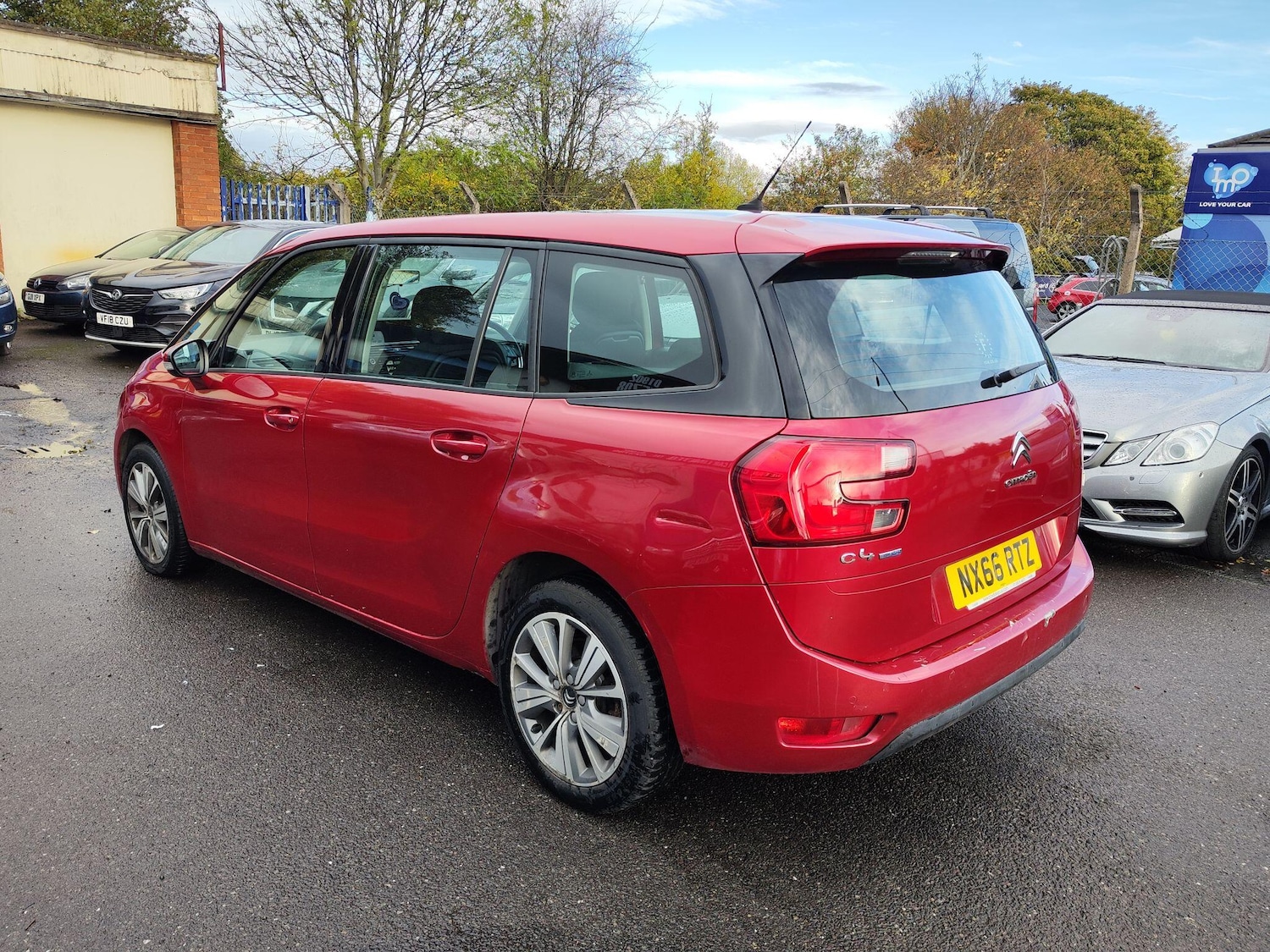 Used Citroen C4 Grand Picasso 2016 for sale - 76994247: Photo 2