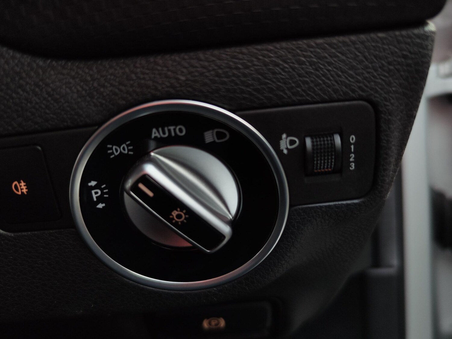 Used Mercedes-Benz A-Class 2014 for sale - 77479121: Photo 23