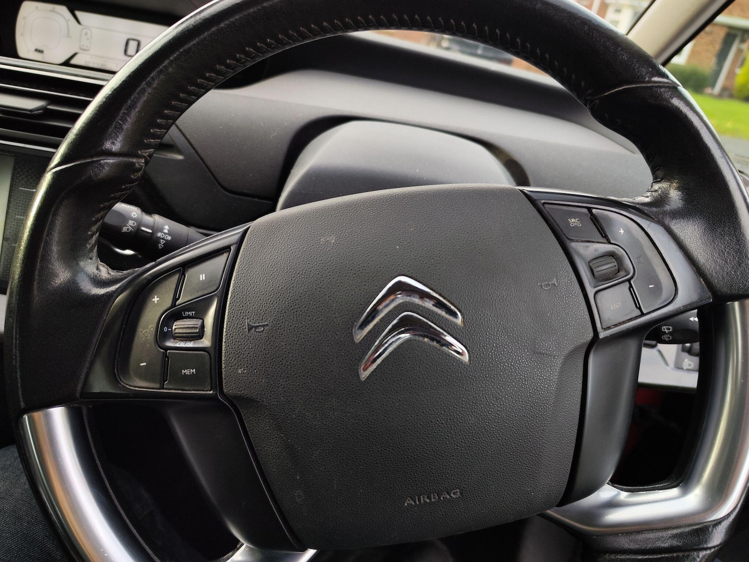 Used Citroen C4 Grand Picasso 2016 for sale - 76485395: Photo 9