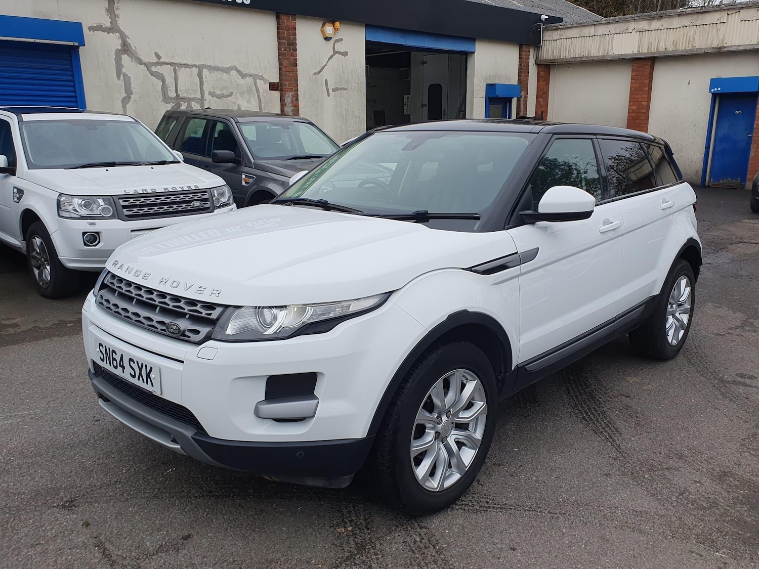 Used Land Rover Range Rover Evoque 2014 for sale - 76994347: Photo 2