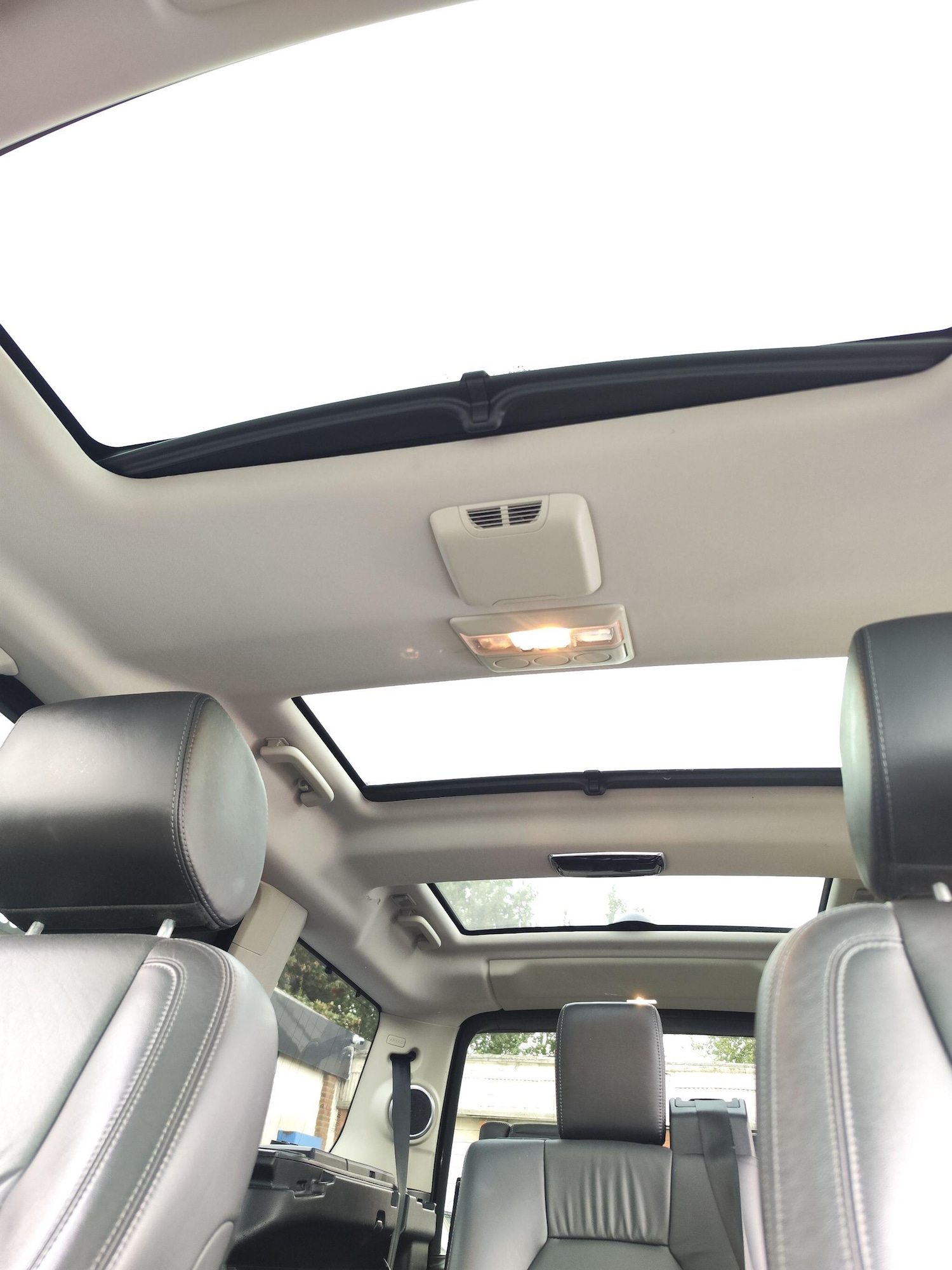 Used Land Rover Discovery 2016 for sale - 76513302: Photo 27