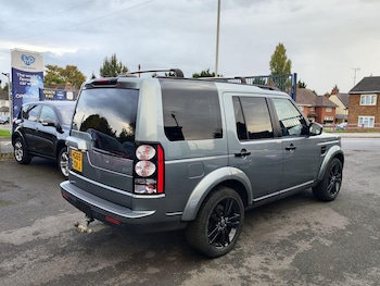 Used Land Rover Discovery 2016 for sale - 76513302: Photo