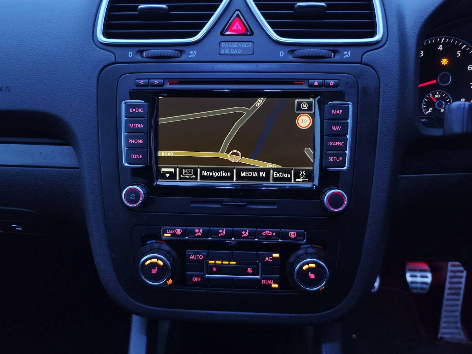 Used Volkswagen Scirocco for sale - 77315135: Photo 10