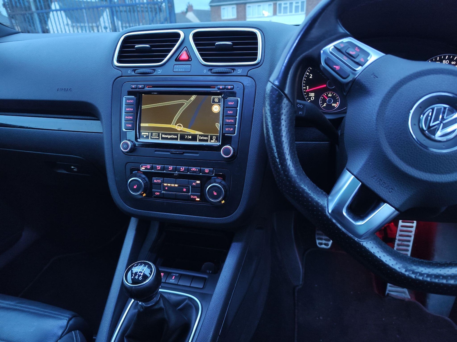 Used Volkswagen Scirocco for sale - 77315135: Photo 7