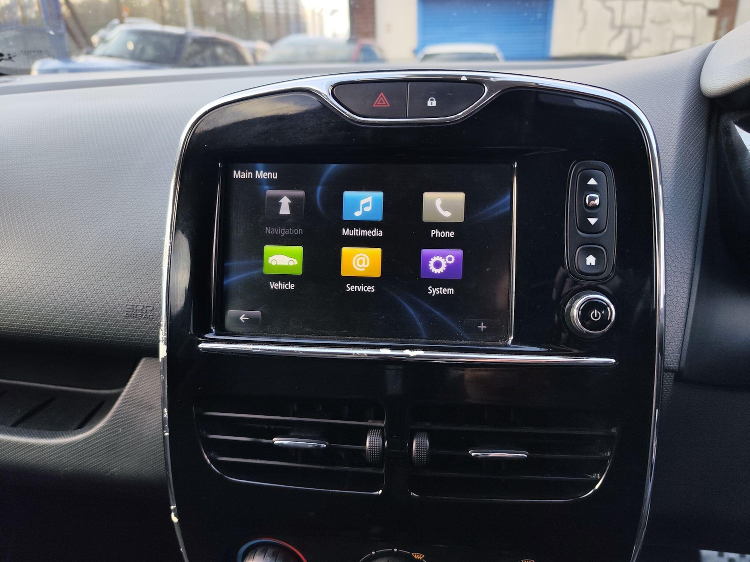 Used Renault Clio 2014 for sale - 76913256: Photo 17