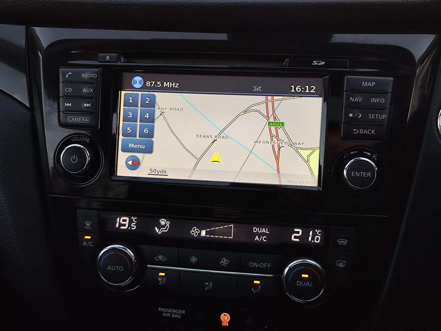 Used Nissan Qashqai 2015 for sale - 77237797: Photo 11