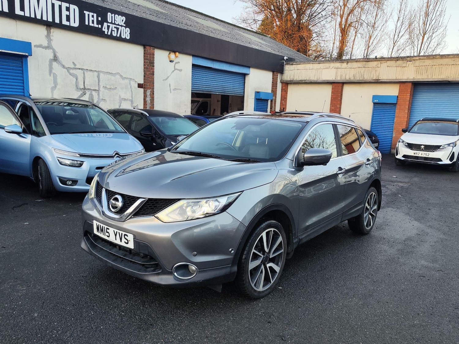Used Nissan Qashqai 2015 for sale - 77237797: Photo 2