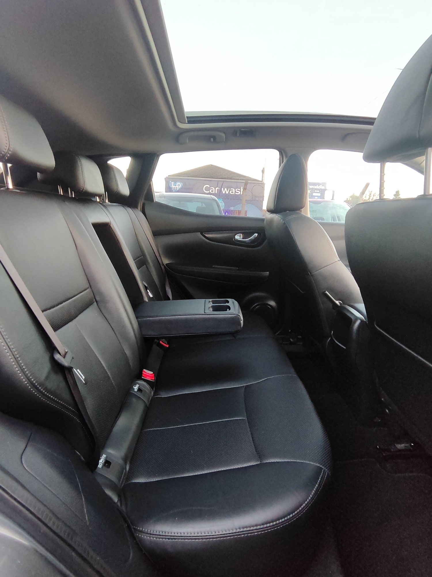 Used Nissan Qashqai 2015 for sale - 77237797: Photo 6