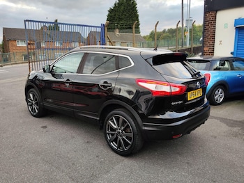 Used Nissan Qashqai 2014 for sale - 76226498: Photo