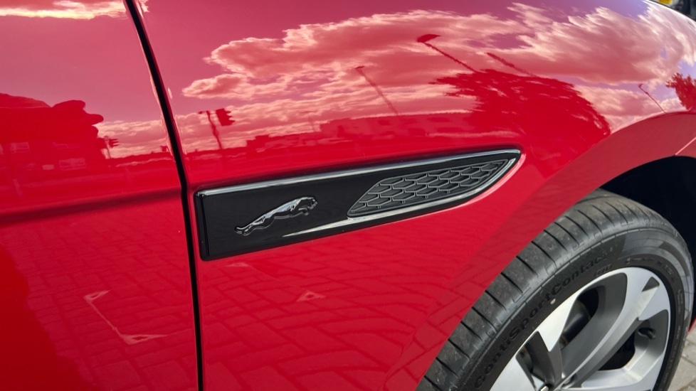 Used Jaguar F-Pace 2023 for sale - 77031288: Photo 21