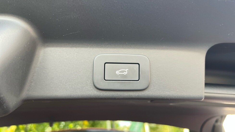 Used Jaguar F-Pace 2023 for sale - 77031288: Photo 24