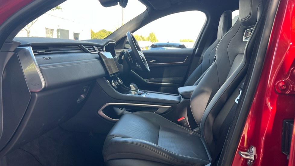 Used Jaguar F-Pace 2023 for sale - 77031288: Photo 3