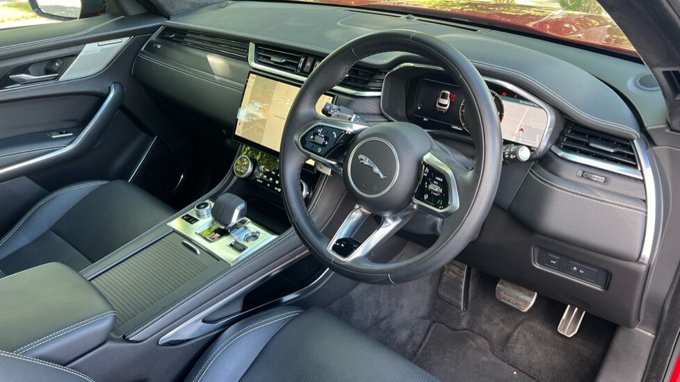 Used Jaguar F-Pace 2023 for sale - 77031288: Photo 32