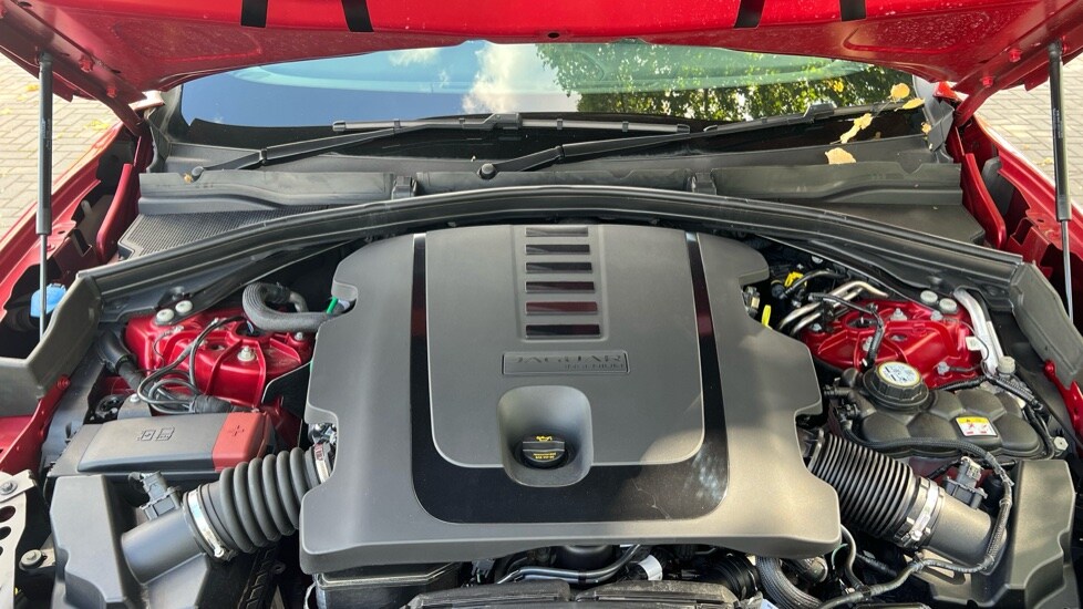 Used Jaguar F-Pace 2023 for sale - 77031288: Photo 34