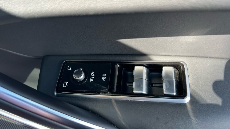 Used Jaguar F-Pace 2023 for sale - 77031288: Photo 38