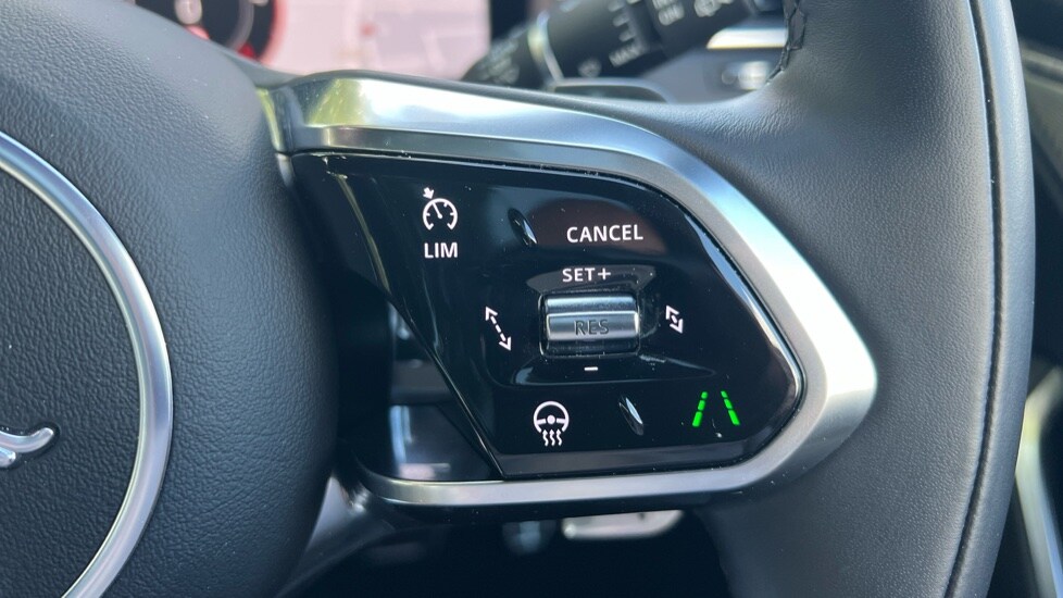 Used Jaguar F-Pace 2023 for sale - 77031288: Photo 42