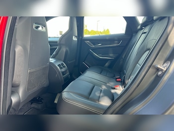 Used Jaguar F-Pace 2023 for sale - 77031288: Photo