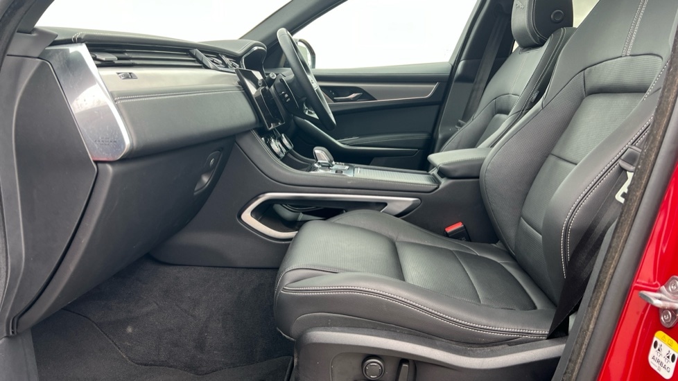 Used Jaguar F-Pace 2023 for sale - 76428305: Photo 3