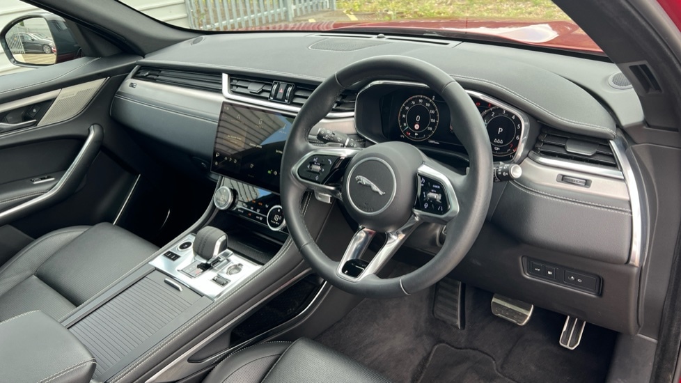 Used Jaguar F-Pace 2023 for sale - 76428305: Photo 32