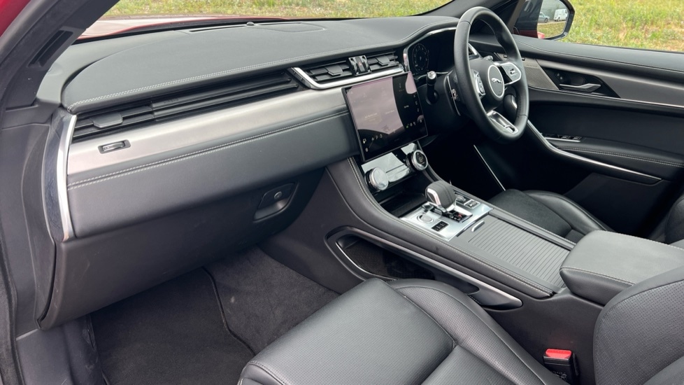 Used Jaguar F-Pace 2023 for sale - 76428305: Photo 33